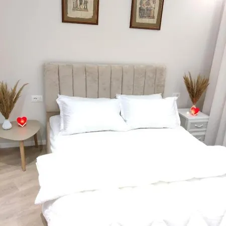 Apartment Qendra E Tiranes *